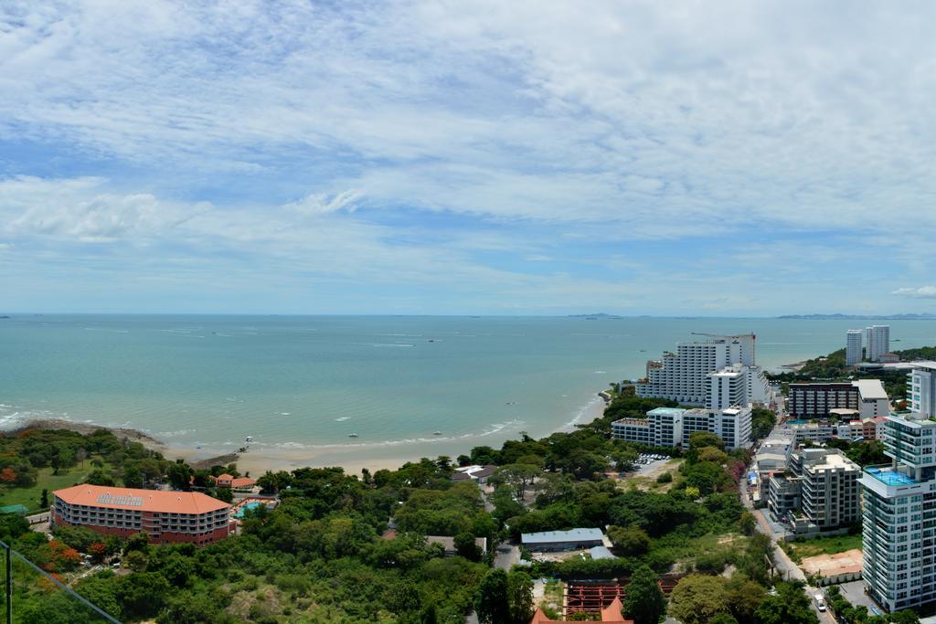 Peak Towers Condominium Патая Екстериор снимка