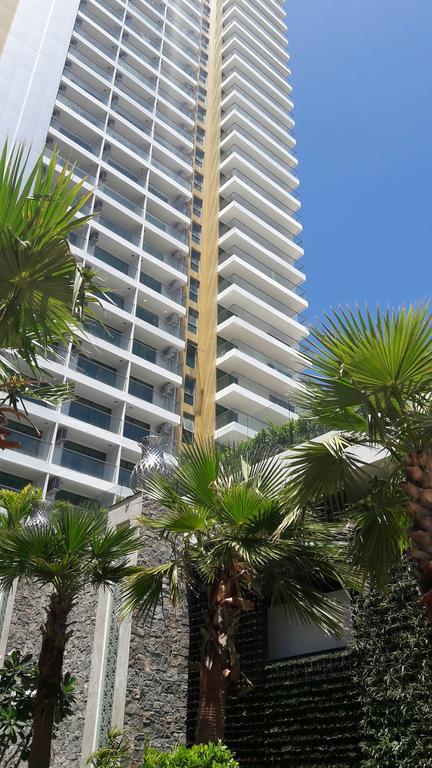 Peak Towers Condominium Патая Екстериор снимка