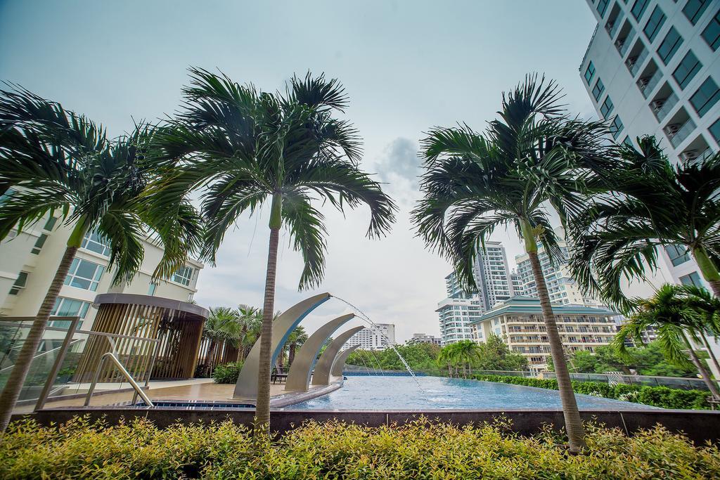 Peak Towers Condominium Патая Екстериор снимка