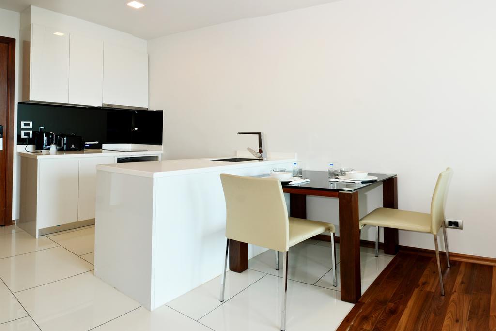 Peak Towers Condominium Патая Екстериор снимка